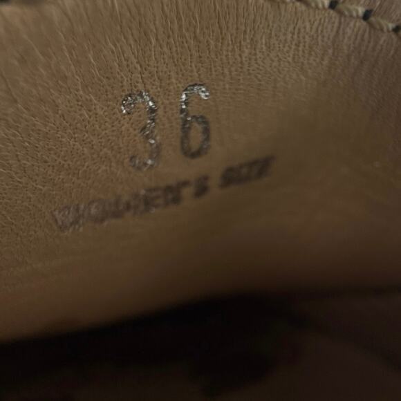 Tod's Gommino Women's Blue Suede Low Top Slip On Flats Loafers Shoes Size US 6 - Picture 7 of 8